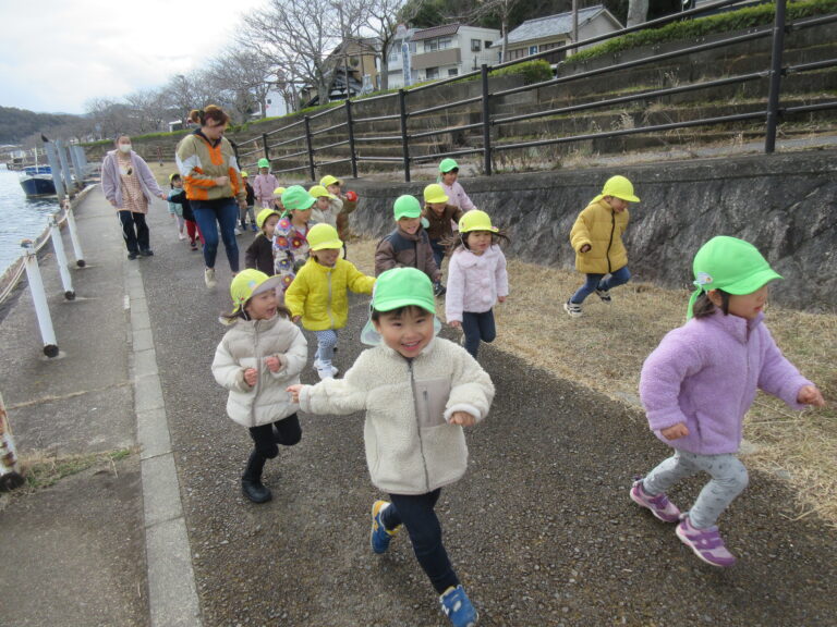 ファイト！ファイト！【２歳児 あめチーム】